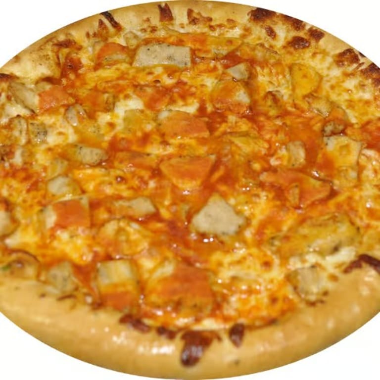 Buffalo Chicken Pizza: A Spicy Slice Favorite