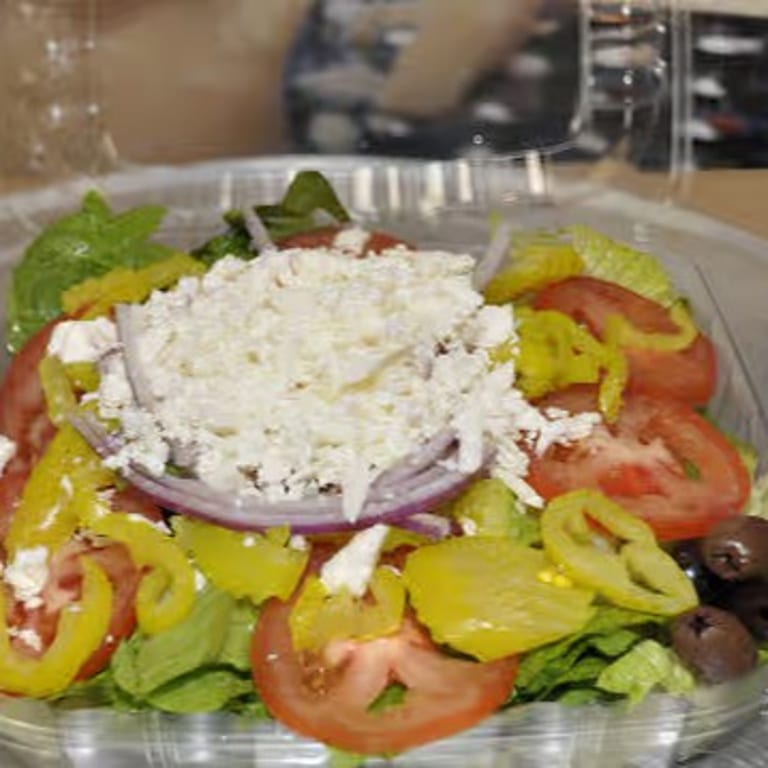 Fresh Greek Salad: A Mediterranean Delight