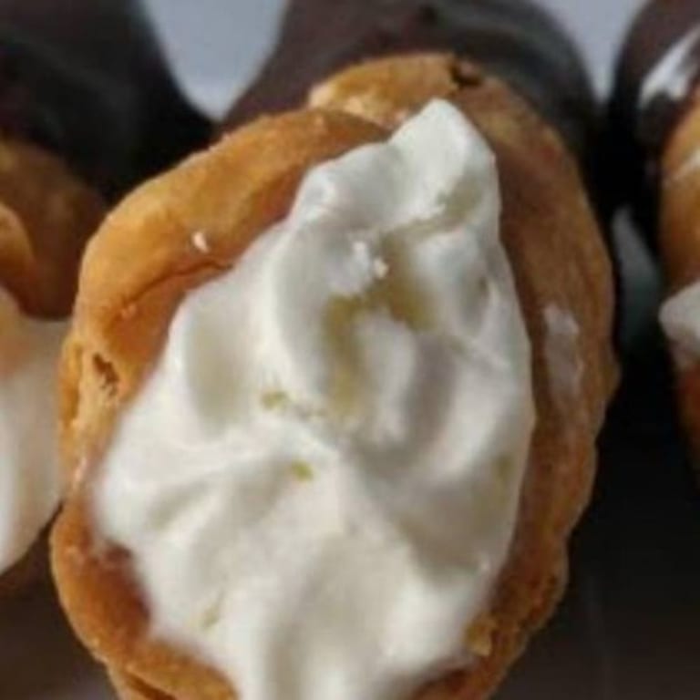 Indulge in Our Cannoli